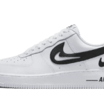 07 FM Cut Out Swoosh White Black