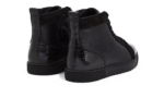 Black Red - Image 4