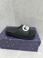 Slippers - Image 3