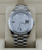 Day-date diamond paved sapphire dial 40mm - Image 2
