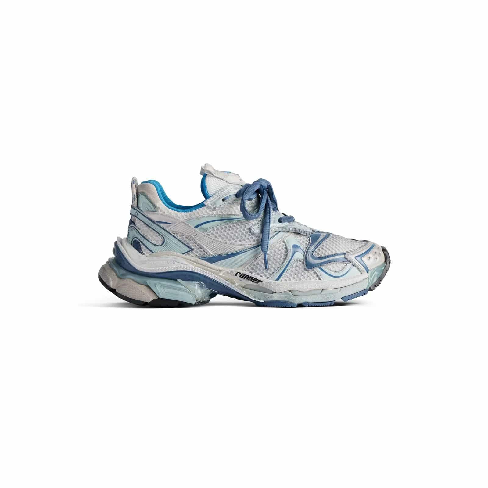 32-Large-779066W3RXP9402_F_946e07e2-4d9d-49ea-9919-9f8d2ebd666b.jpg RUNNER - Image 1