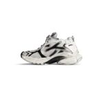 RUNNER - Image 3