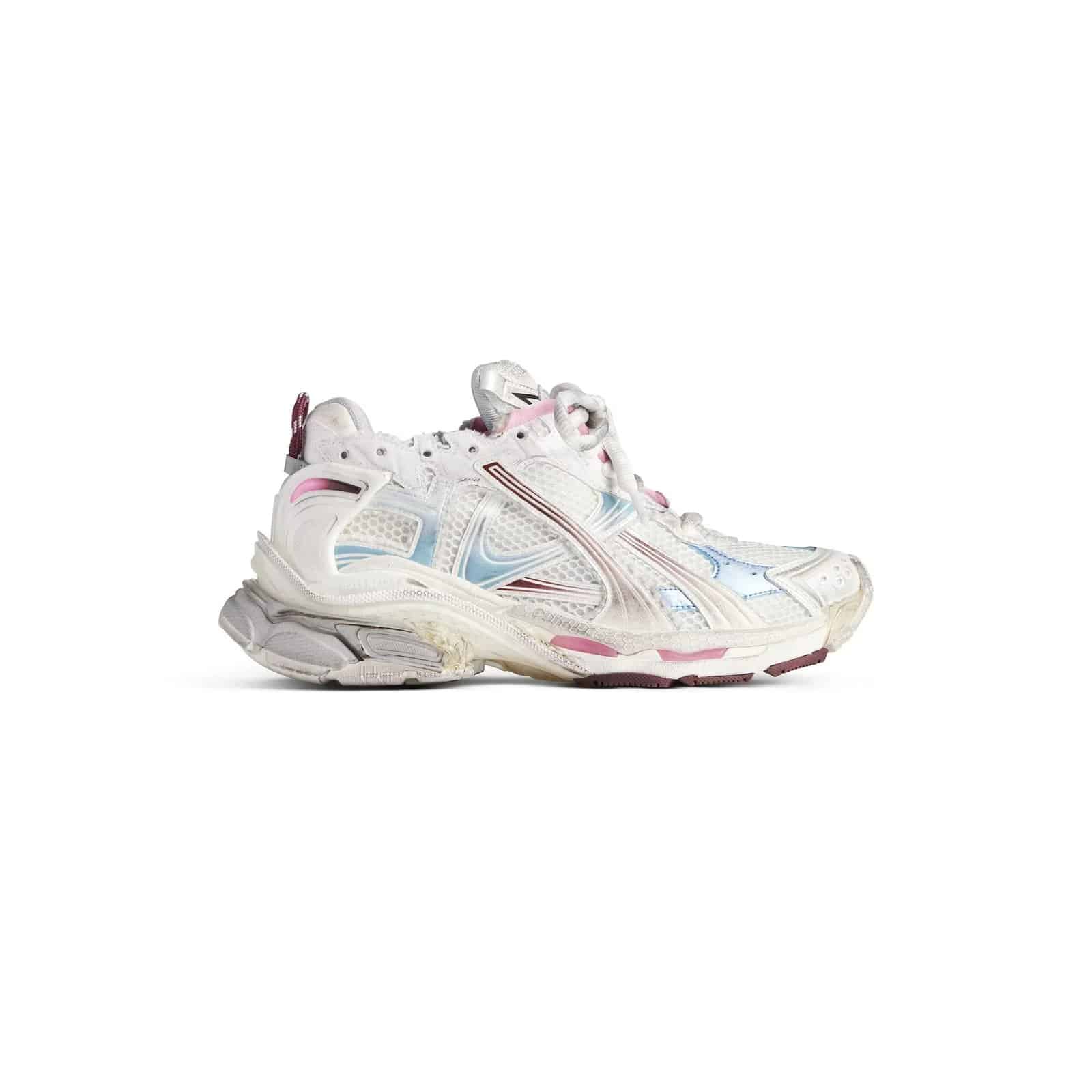 40-Large-772774WRUNG9245_F_ef59035f-bfe0-4243-9f4b-ec118fb7bc23.jpg RUNNER - Image 1