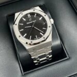 Royal Oak Offshore “Black Dial” 15400 ADP009 - Image 4