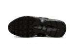 Essential Black - Image 3