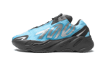 700 MNVN Bright Cyan