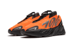 700 MNVN Orange - Image 2