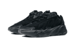 700 MNVN Triple Black - Image 2