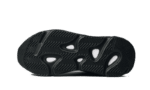 700 MNVN Triple Black - Image 4