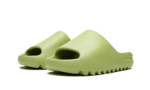 Slippers Resin - Image 2