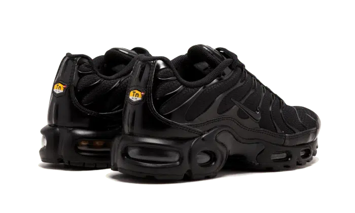 Triple Black - Image 2