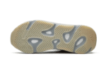 700 V2 Inertia - Image 4