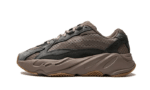 700 V2 Mauve