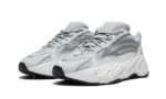 700 V2 Static - Image 2