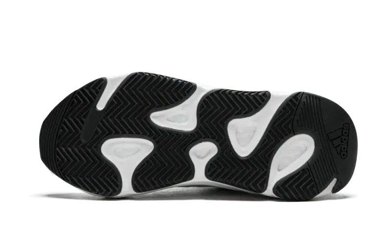 700 V2 Static - Image 4