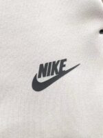 Tech Fleece - Image 7