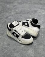 Black White - Image 10
