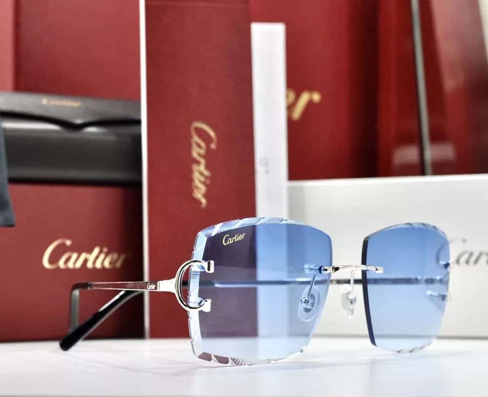s-l1000_23322be1-b15b-46e5-b44c-d8e3c76a46ab.jpg Glasses - Image 1