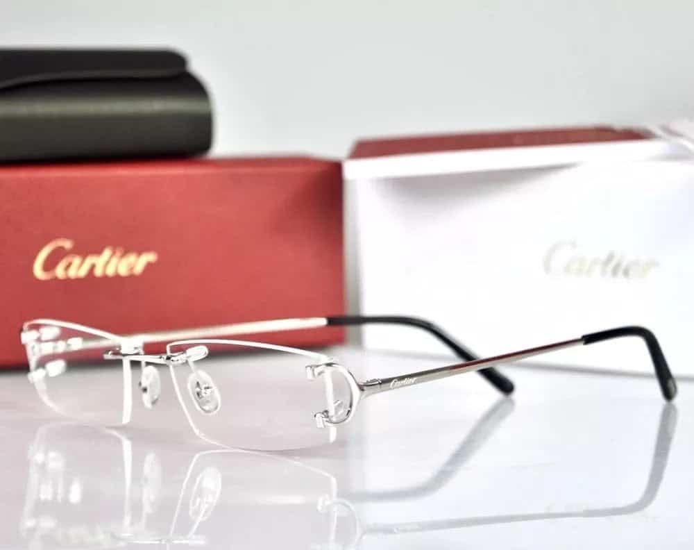 s-l1000_615c6d9f-14eb-4a34-bfc9-d46e77c3087e.jpg Glasses - Image 1